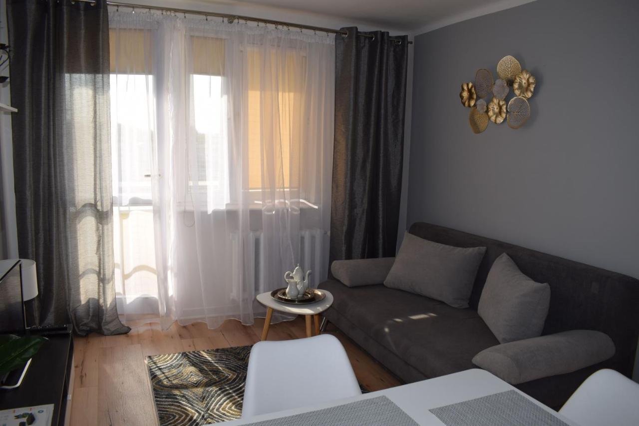 Apartament M-3 Centrum - 38M2 Częstochowa Exterior foto